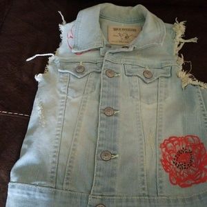 Girls true religion vest